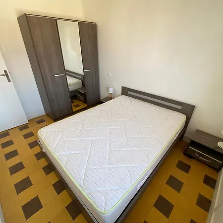 Apartman Proche Plage, Centre-ville, Equipe Pour 5 Personnes - Fr-1-781-57 *
